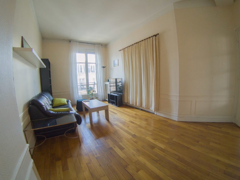 Une chambre se libère dans une colloc de 2 personnes de 68m² quartier Batignolles