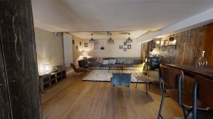 Casa à Saint-Maur : chambre et salle de bain privée