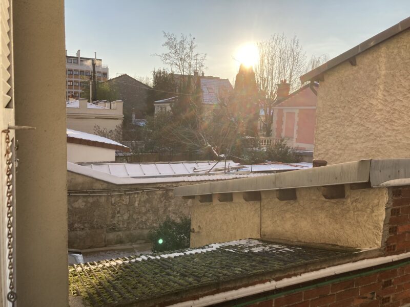 Belle chambre 14 m2 calme et claire près métro 4