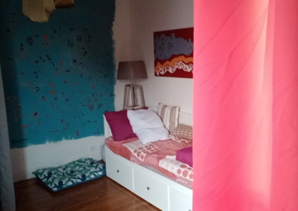 Loue chambre aux Lilas dans un immeuble charmant