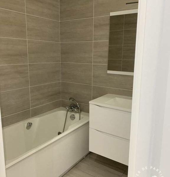 1 chambre disponible dans une colocation pour 3