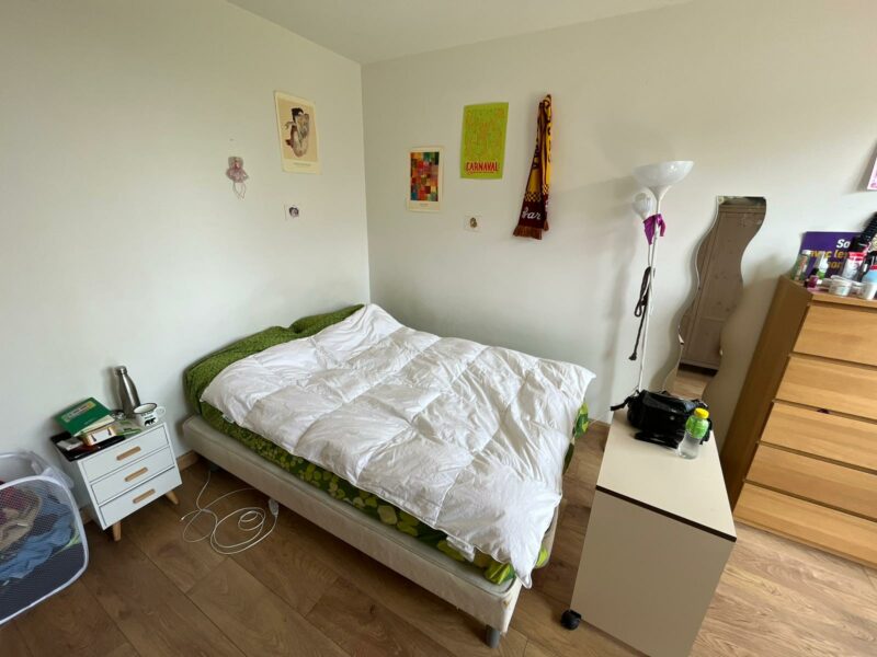 CHAMBRE A BELLEVILLE DU 28 JUIN AU 3 SEPTEMBRE 2025🔴