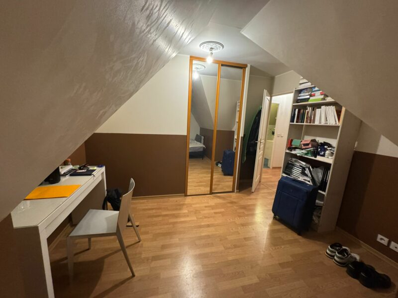 Chambre de 13m2 en colocation dans jolie maison sur Villejuif à partir du 1 février 2026