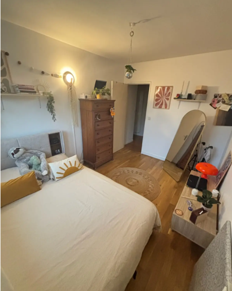 đ Mairie des Lilas â Chambre dispo en fĂ©vrier