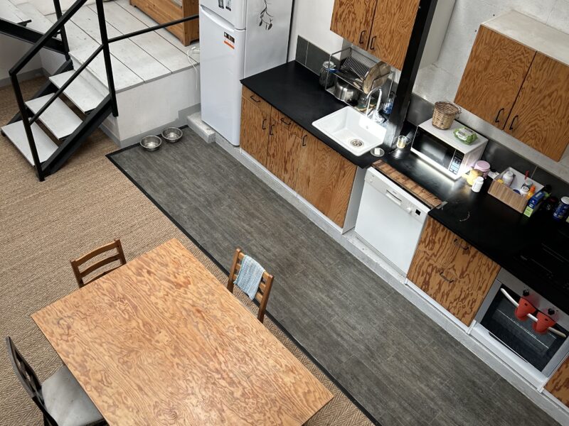 A louer 1 chambre 13m2 dans loft 100m2