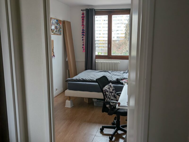 Chambre disponible en colocation – F4 meublé – Station Bagneux « Lucie Aubrac » (Ligne 4)