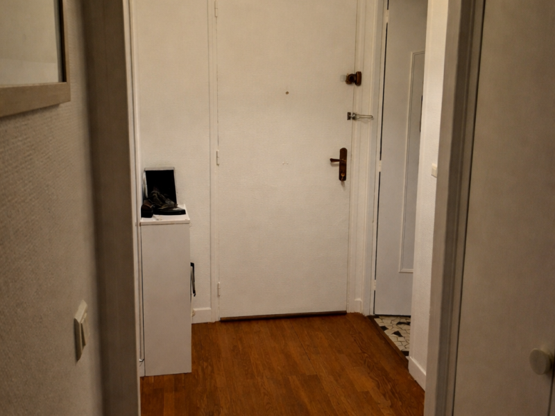 Chambre 10 m² chez l’habitant – Bry-sur-Marne – Meublé possible – Salon + TV