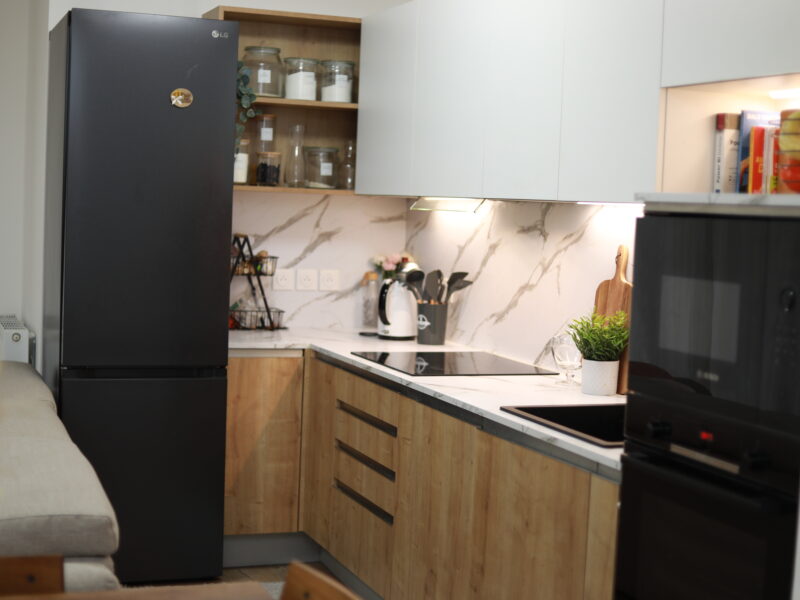 Chambre meublée dans une résidence neuve avec térasse - colocation avec propriétaire (profil salarié recherché)