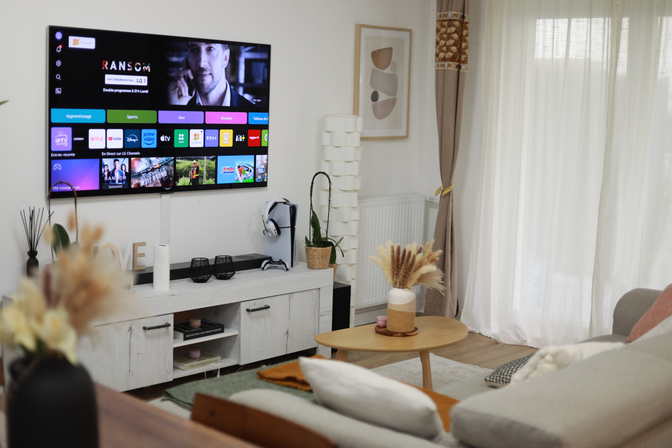 Chambre meublée dans une résidence neuve avec térasse - colocation avec propriétaire (profil salarié recherché)