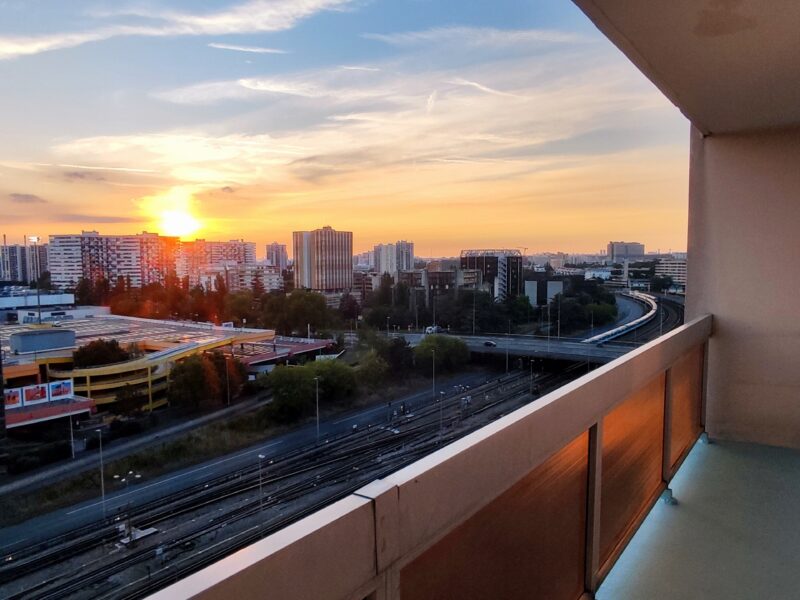 🏡 CHAMBRE EN COLOCATION 100 % FÉMININE – DISPONIBLE À PARTIR DU 1er MAI – CRÉTEIL