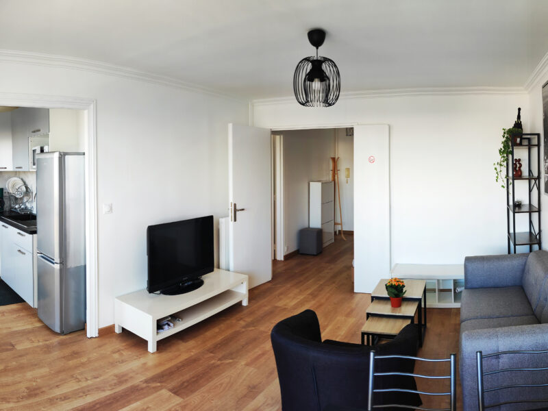 🏡 CHAMBRE EN COLOCATION 100 % FÉMININE – DISPONIBLE À PARTIR DU 1er MAI – CRÉTEIL