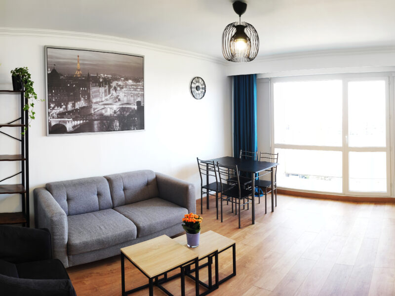 🏡 CHAMBRE EN COLOCATION 100 % FÉMININE – DISPONIBLE À PARTIR DU 1er MAI – CRÉTEIL