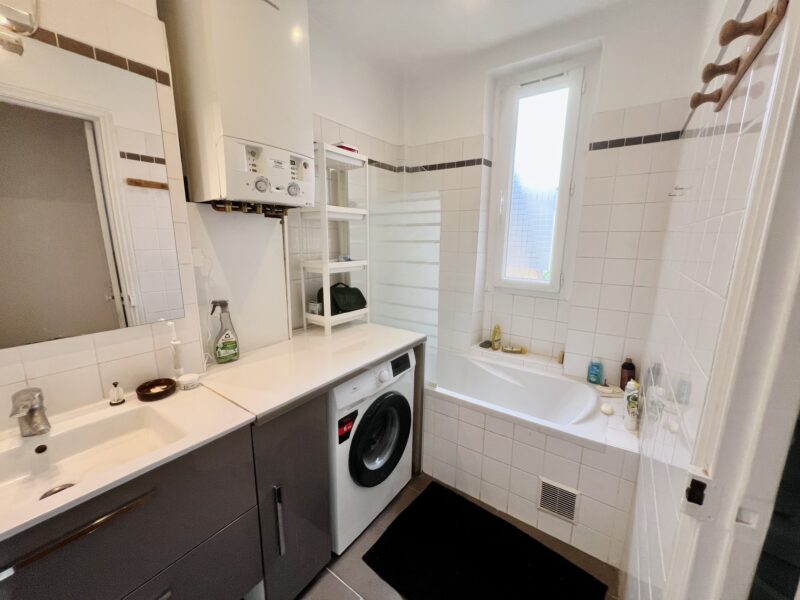Chambre dans une colocation de 100m2 à Asnières