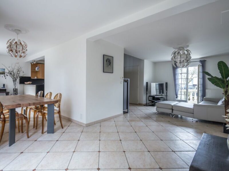 Chambre de 11m2 en colocation dans jolie maison sur Villejuif